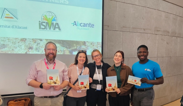 PREDSTAVITEV PROGRAMA OZAVEŠČANJA IN OPOLNOMOČENJA O SRČNEM POPUŠČANJU NA 9. SVETOVNI KONFERENCI SOCIALNEGA MARKETINGA